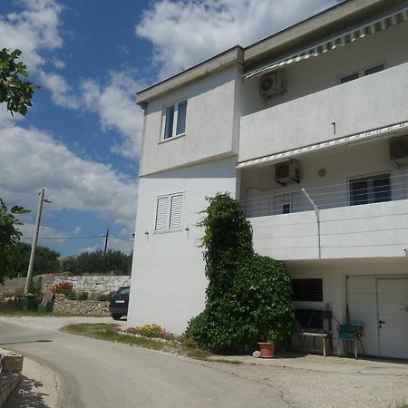 Apartments Galeb Rtina Exterior foto